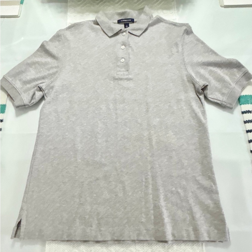 LANDS END WOMENS LIGHT GREY POLO SIZE Small (6/8)